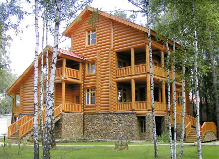 Строим дом из дерева: разновидности стройматериалов, типы деревянных домов