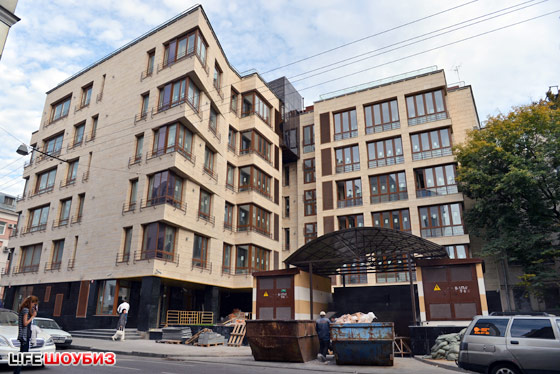 Апартаменты Николая Баскова: квартира площадью 320 кв. м