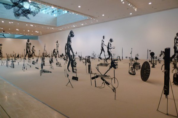 Осенний сезон в «Мистецьком Арсенале» открыл Большой скульптурный салон. Специальным гостем события стал британо-израильский художник Цадок Бен-Давид
