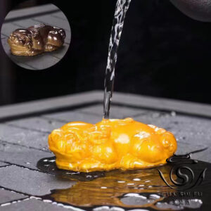 Фігурка чайна (Ча Шень) Пиксиу «відганяючий біди», що змінює колір