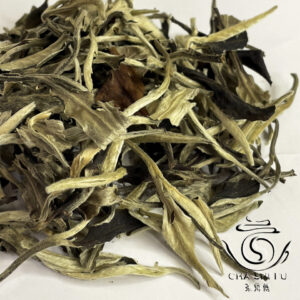 Юе Гуан Бай весна 2025 Чай білий